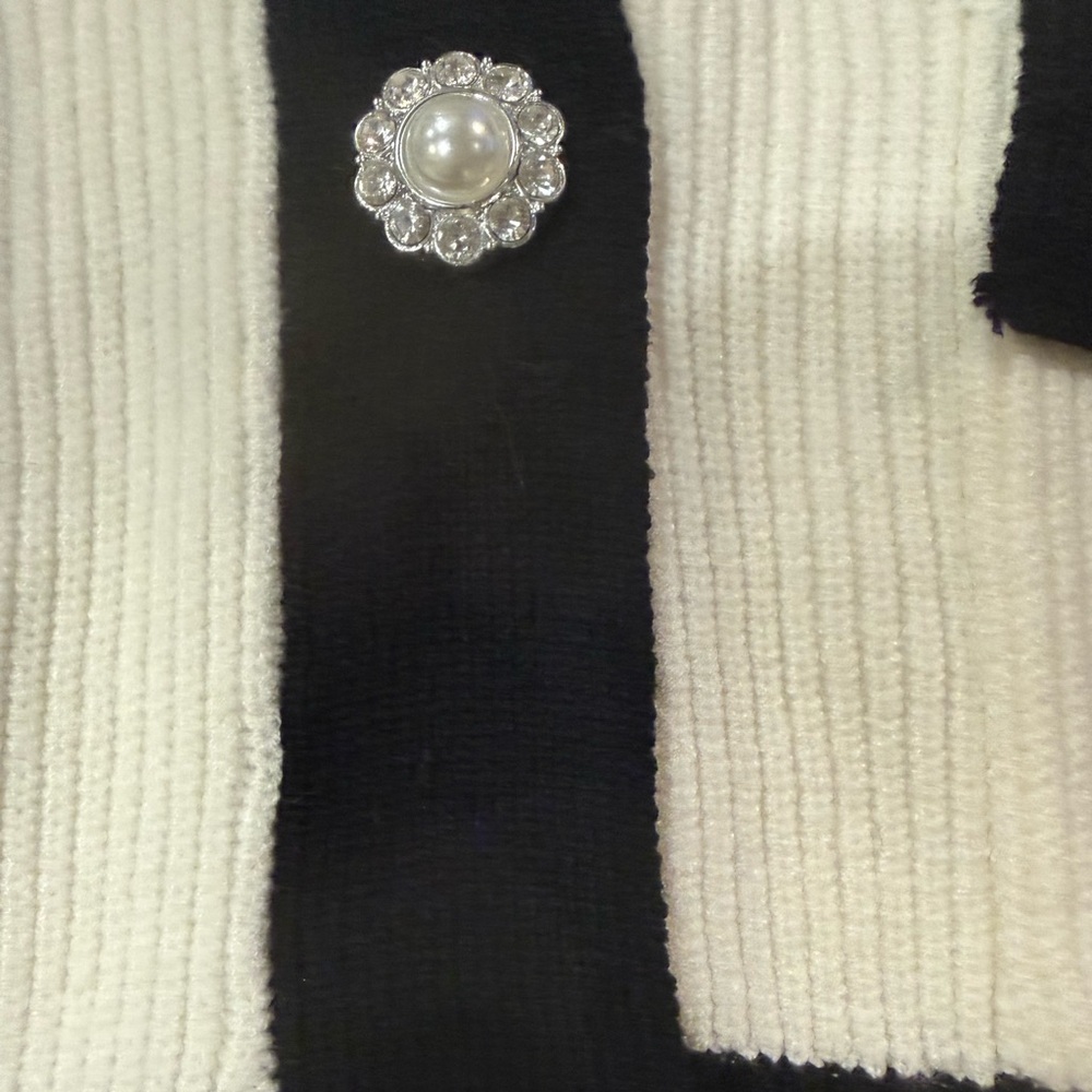NWT Laundry by Shelli Segal Contrast Trim Pearl Button Cardigan Sweater Large - Picture 6 of 8